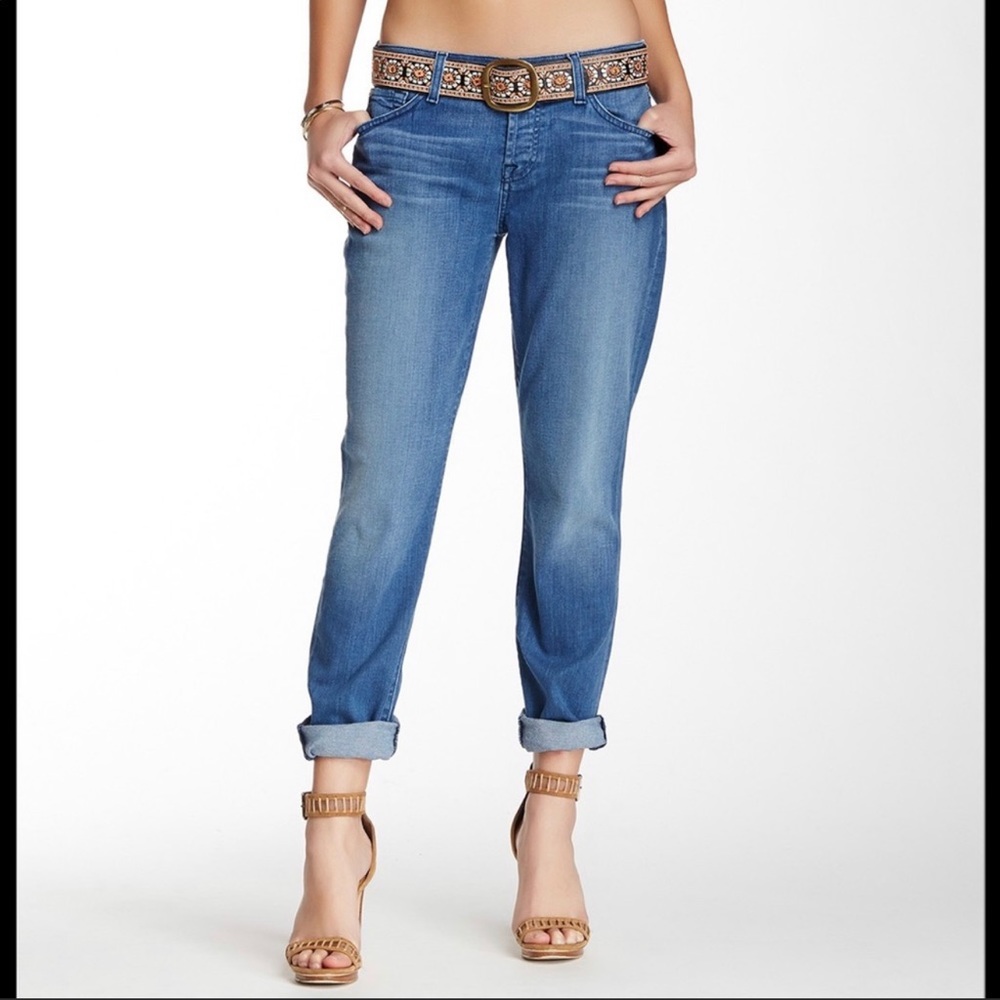 EUC. 7 for all mankind Josefina skinny boyfriend.